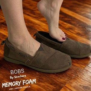 BOBS FROM SKECHERS Women's Brown Chill Luxe Memory Foam Loafers 6.5 Well Worn